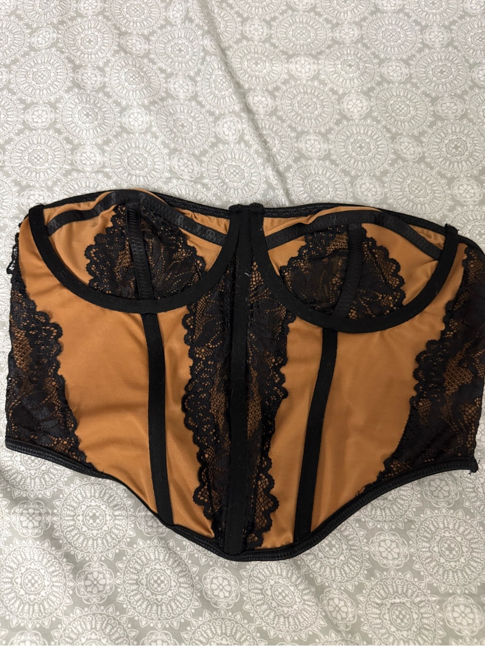 SHEIN Tan and Black Lace-Trim Bustier Corset